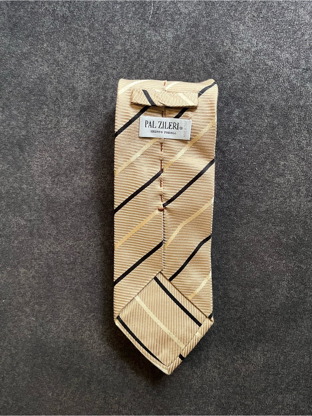 Pal Zileri Champagne Tie with Black Diagonal Stripes - Picture 2 of 3